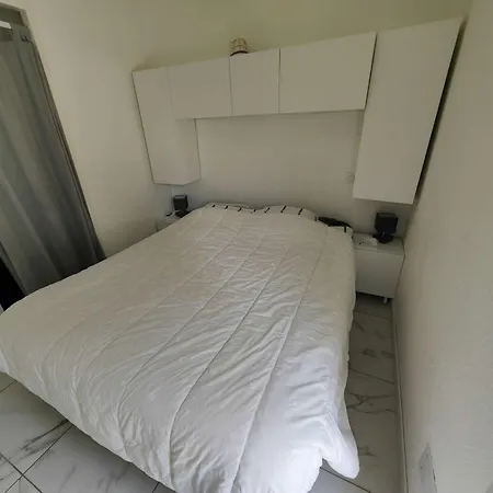 Cap D'agde, 3 Pieces, 4 Personnes - Fr-1-607-197 Apartment *