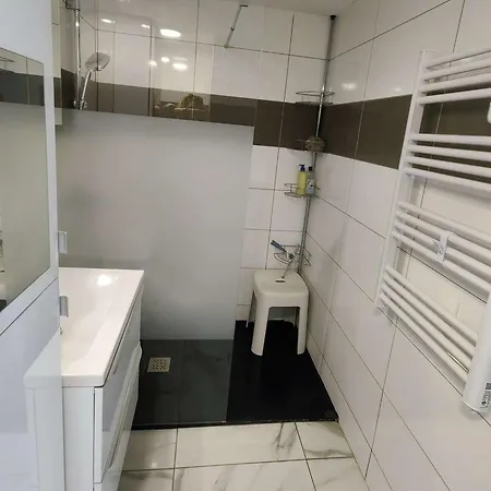Cap D'agde, 3 Pieces, 4 Personnes - Fr-1-607-197 Apartment