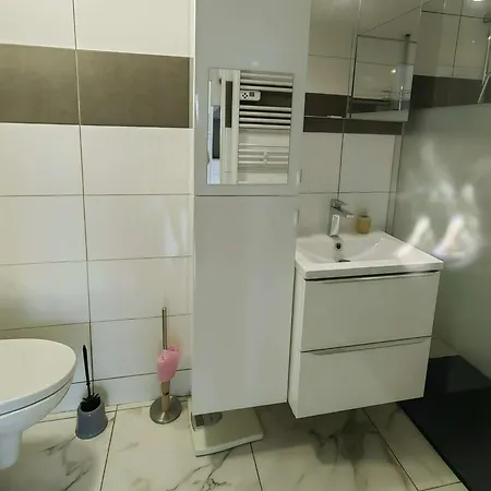 Apartment Cap D'agde, 3 Pieces, 4 Personnes - Fr-1-607-197 Agde