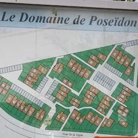 Cap D'agde, 3 Pieces, 4 Personnes - Fr-1-607-197 *