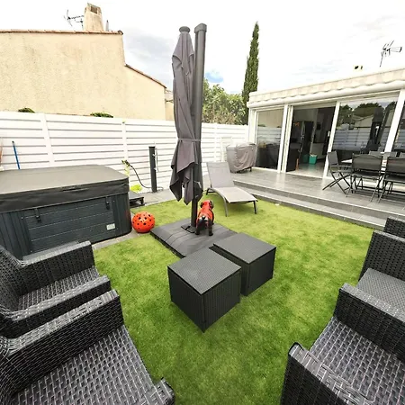 Cap D'agde, 3 Pieces, 4 Personnes - Fr-1-607-197 Apartment